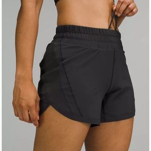 Lululemon Tracker midrise 5 inch shorts